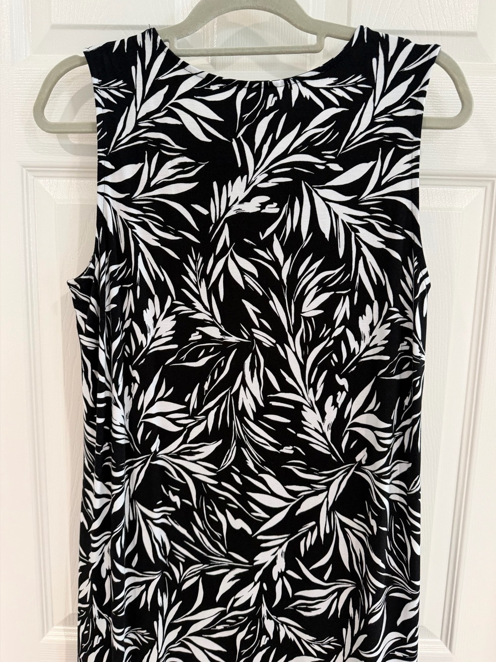 Chico's Black White Leaf Floral Sleeveless Stretch Maxi Sun Dress Size 2 (12/14) - Picture 7 of 12
